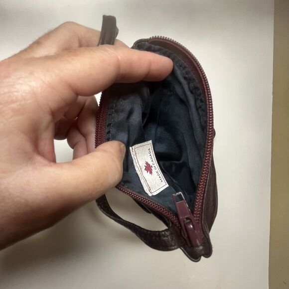 Vintage Mini Soft Brown Leather Crossbody Bag Zippered Pockets Made In Canada - Picture 4 of 11